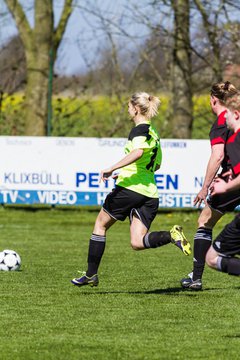 Bild 119 - Frauen SV Frisia 03 Risum Lindholm - Heider SV : Ergebnis: 8:0